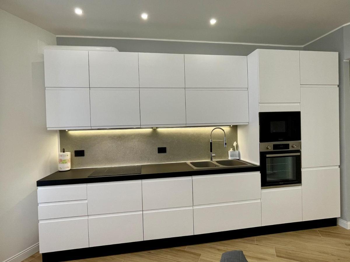 Luxury Downtown - Milan Mf Apartments Esterno foto