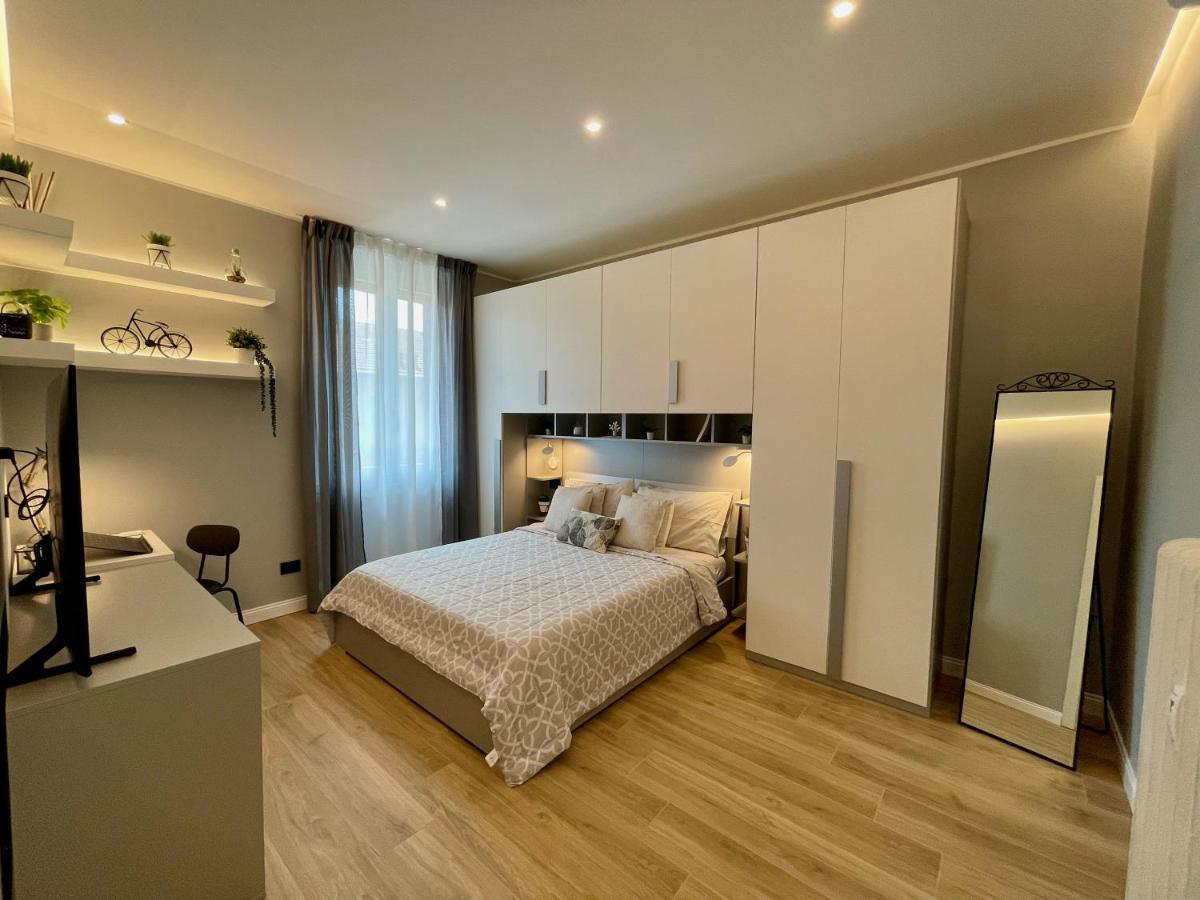 Luxury Downtown - Milan Mf Apartments Esterno foto