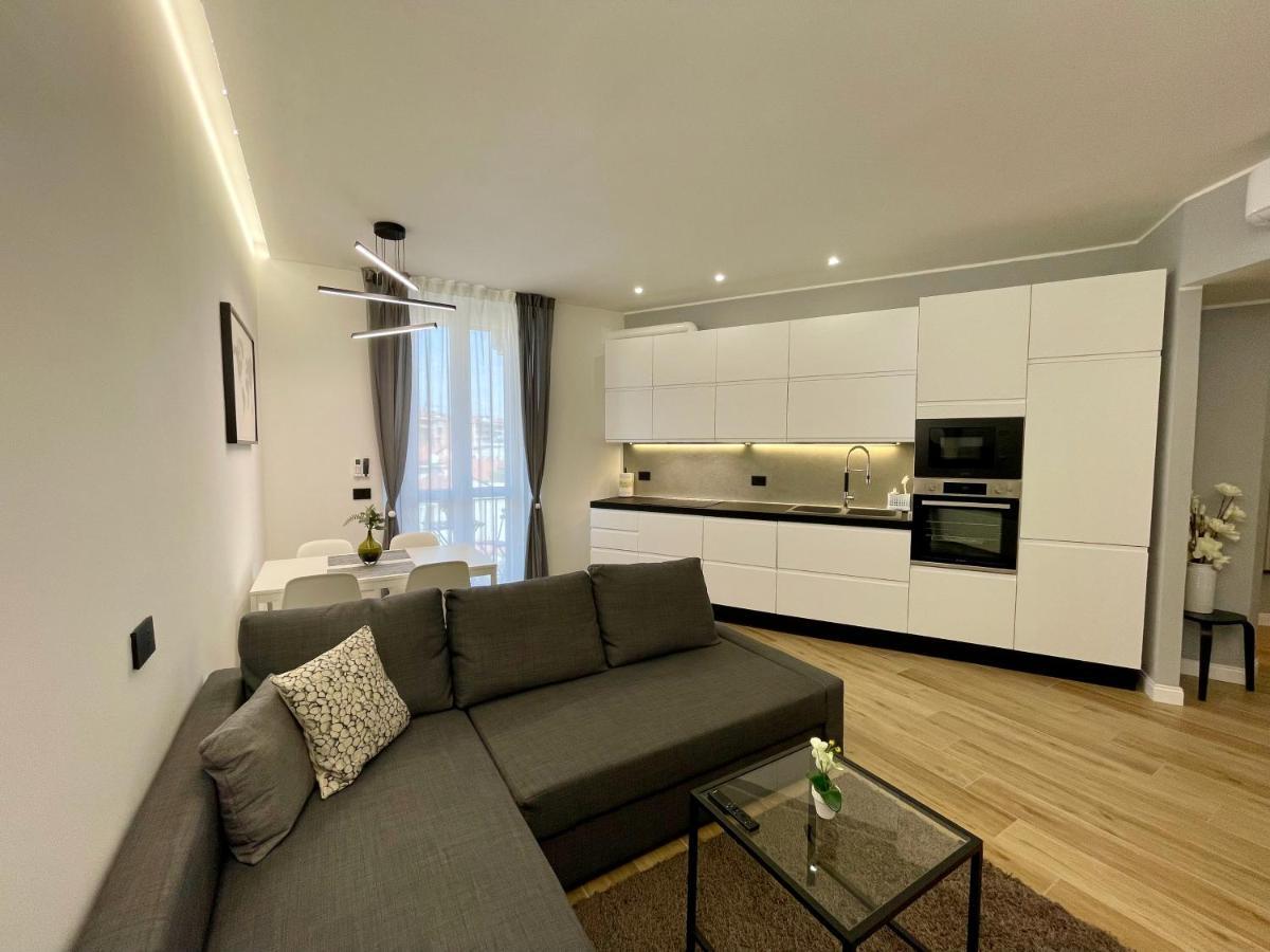 Luxury Downtown - Milan Mf Apartments Esterno foto