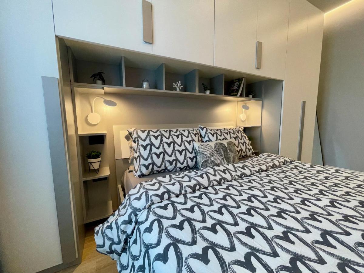 Luxury Downtown - Milan Mf Apartments Esterno foto