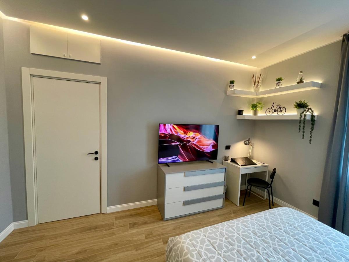 Luxury Downtown - Milan Mf Apartments Esterno foto