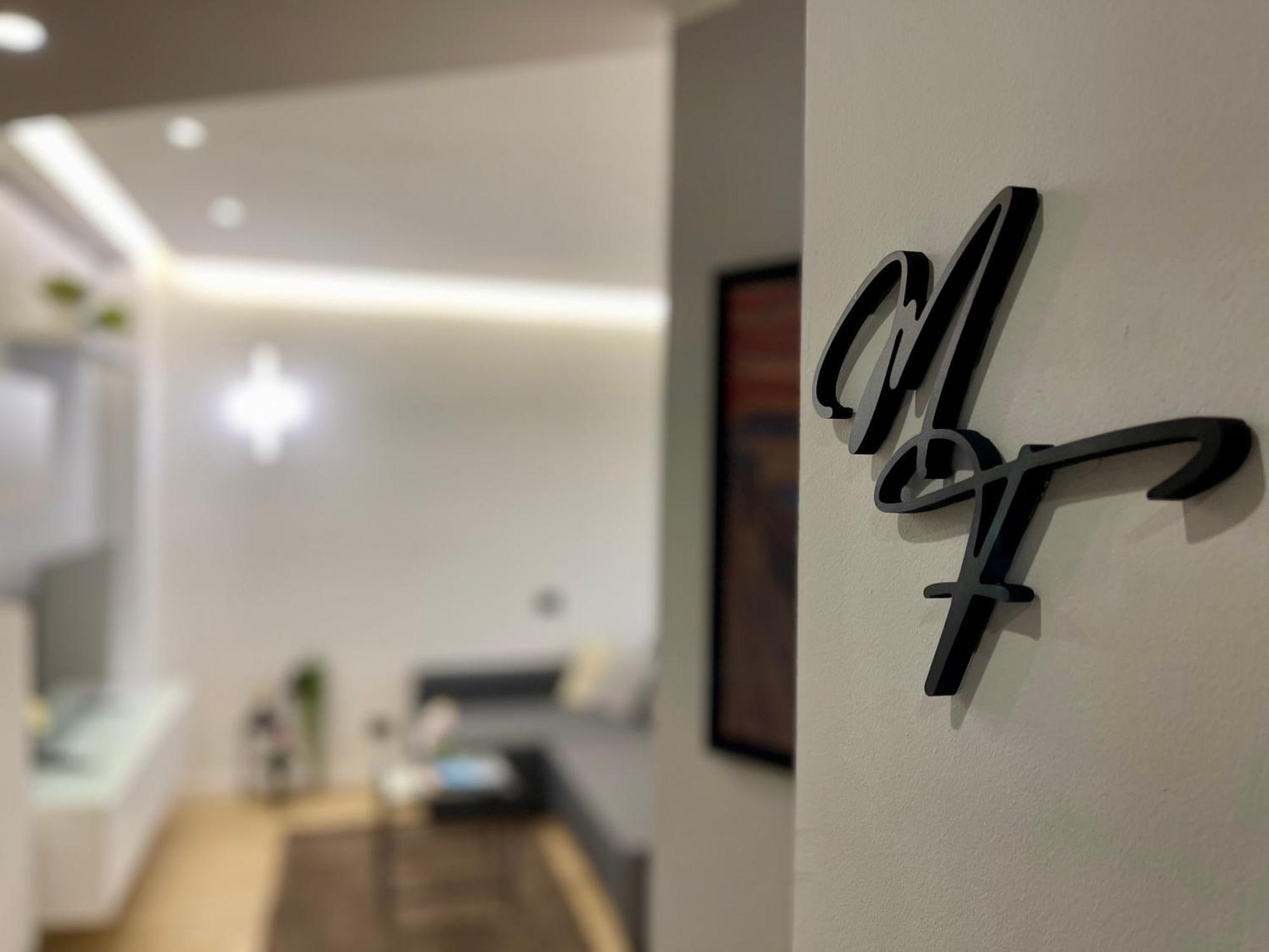 Luxury Downtown - Milan Mf Apartments Esterno foto